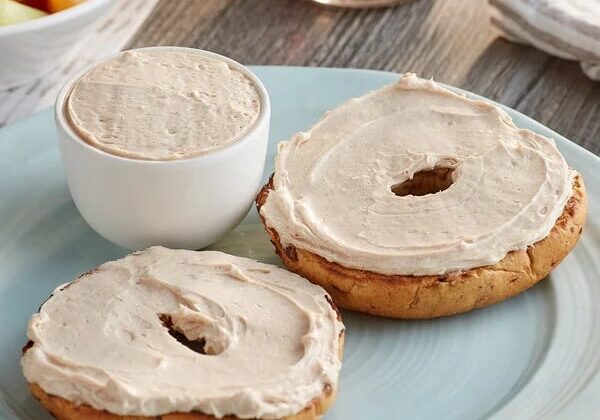 cinnamon bun cream cheese